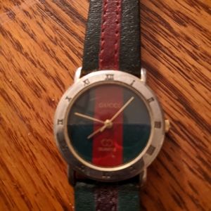 Gucci Vintage Women Watch